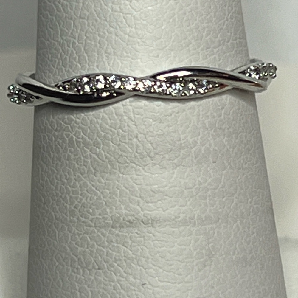 Brand New Moissanite Silver Love Infinity Rope Ring - Picture 8 of 16